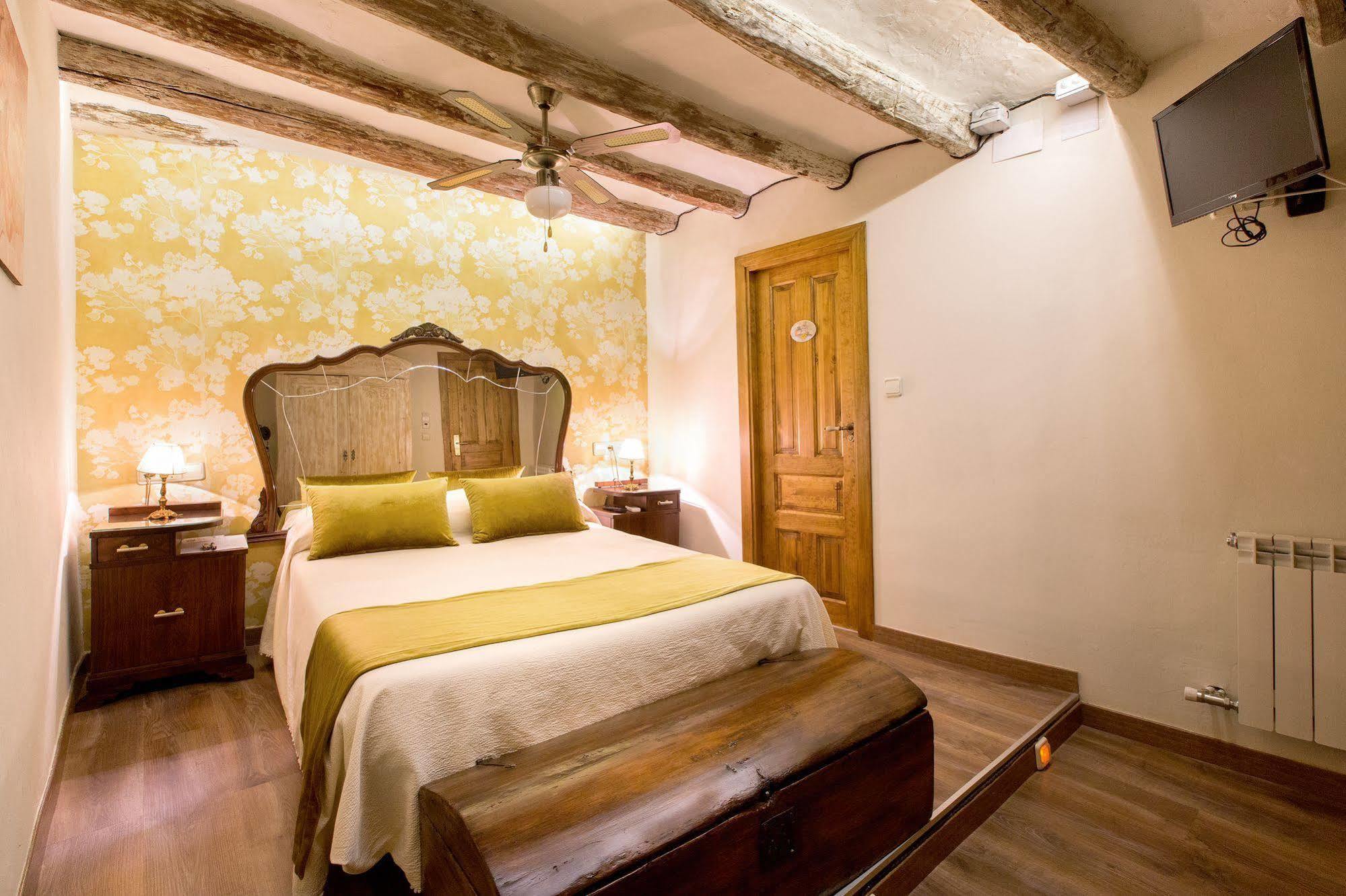 Hotel Villa San Jorge Azanúy Eksteriør billede